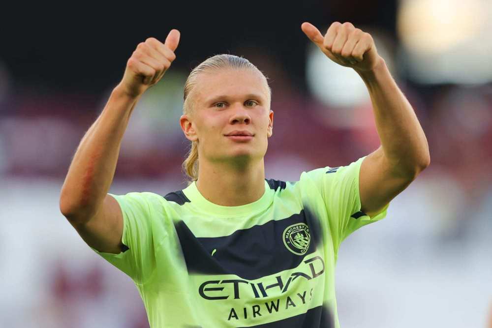 那个拥抱是整场最温暖的画面