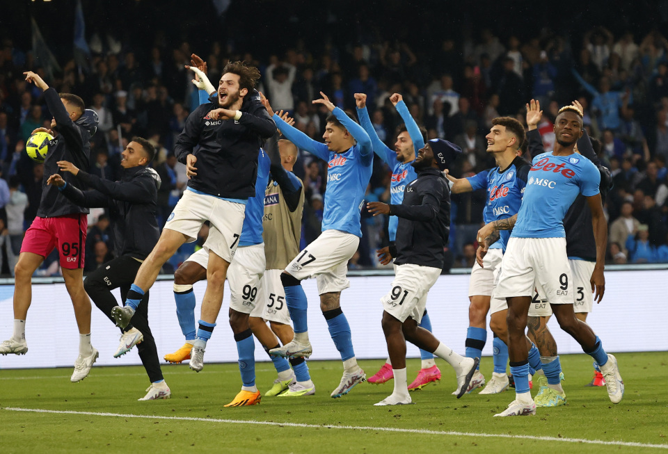 曼联近9场英超仅1负，4胜3平状态回升（曼联英超近9战仅1败：4胜3平，走势回暖）