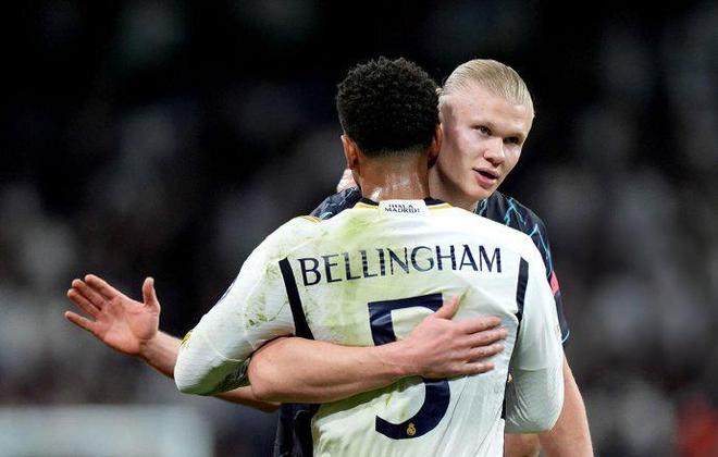 意甲半场：曼德拉戈拉、恩杜尔破门，佛罗伦萨3-0十人乌迪内斯（意甲半场战报：曼德拉戈拉、恩杜尔先后破门，佛罗伦萨3-0领先少一人的乌迪内斯）