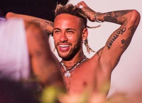 NBA：湖人险胜火箭 詹姆斯砍下全场最高分