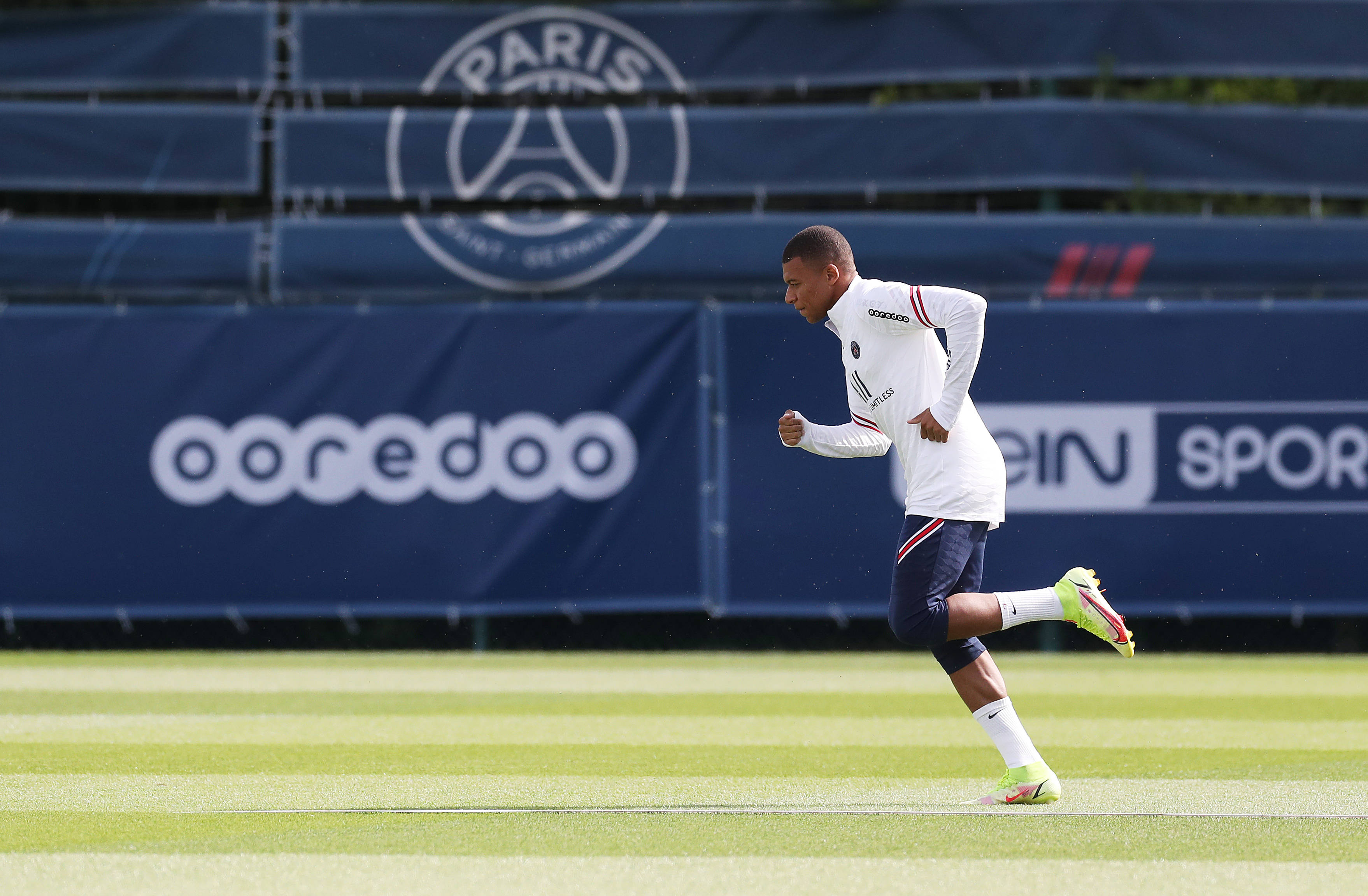 安东尼奥：有些不满不能细说；我们一直长期考察王博豪