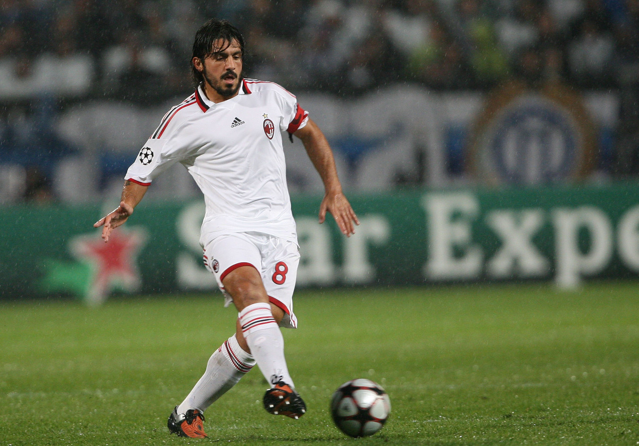 又是你，费兰-托雷斯西甲生涯两次戴帽都是对阵贝蒂斯（费兰-托雷斯西甲两度戴帽，皆对阵贝蒂斯）