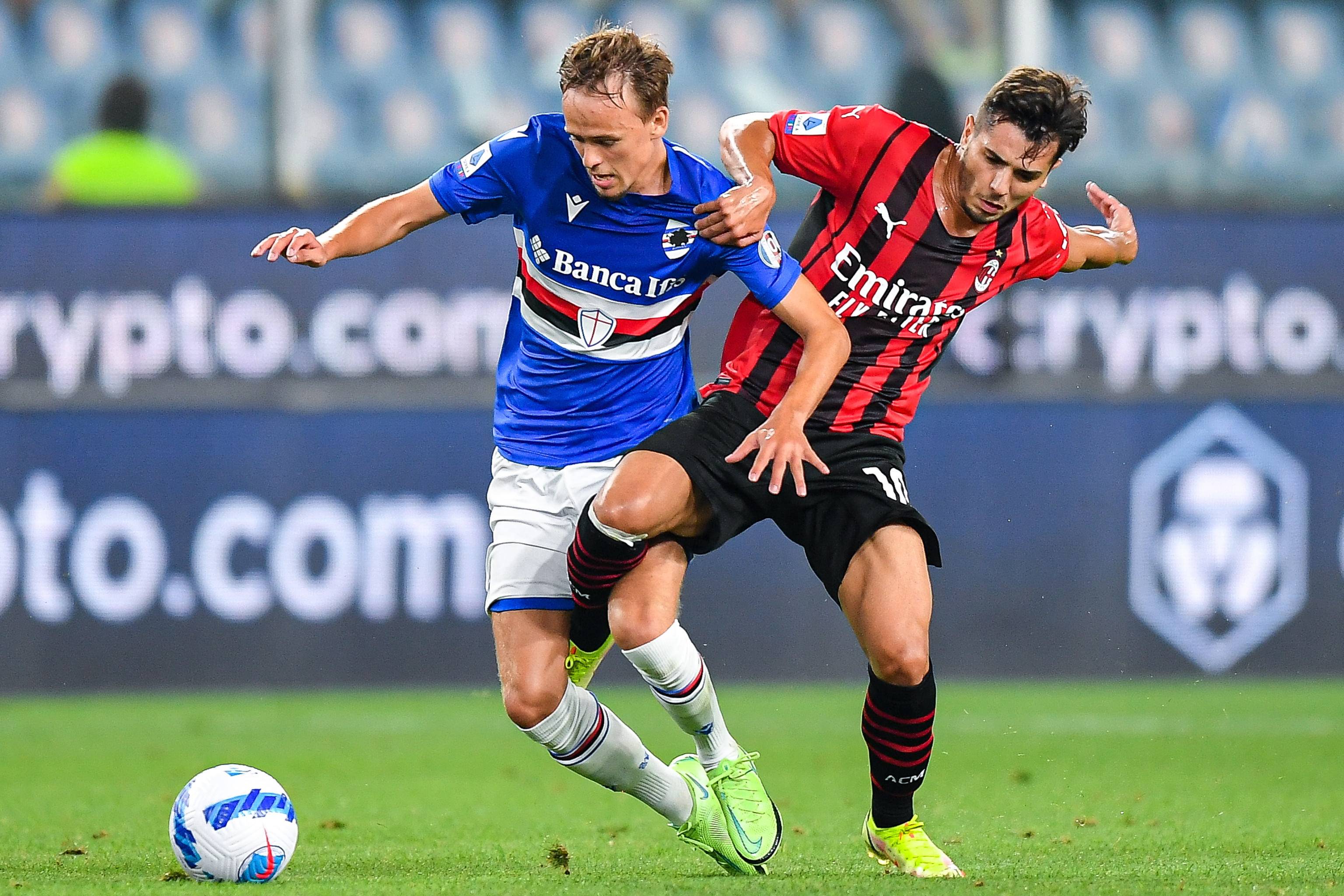 斯卢茨基：申花外援最多调整1到2个，我不会给管理层施压（斯卢茨基：申花外援调整最多一两人，我不会向管理层施压）