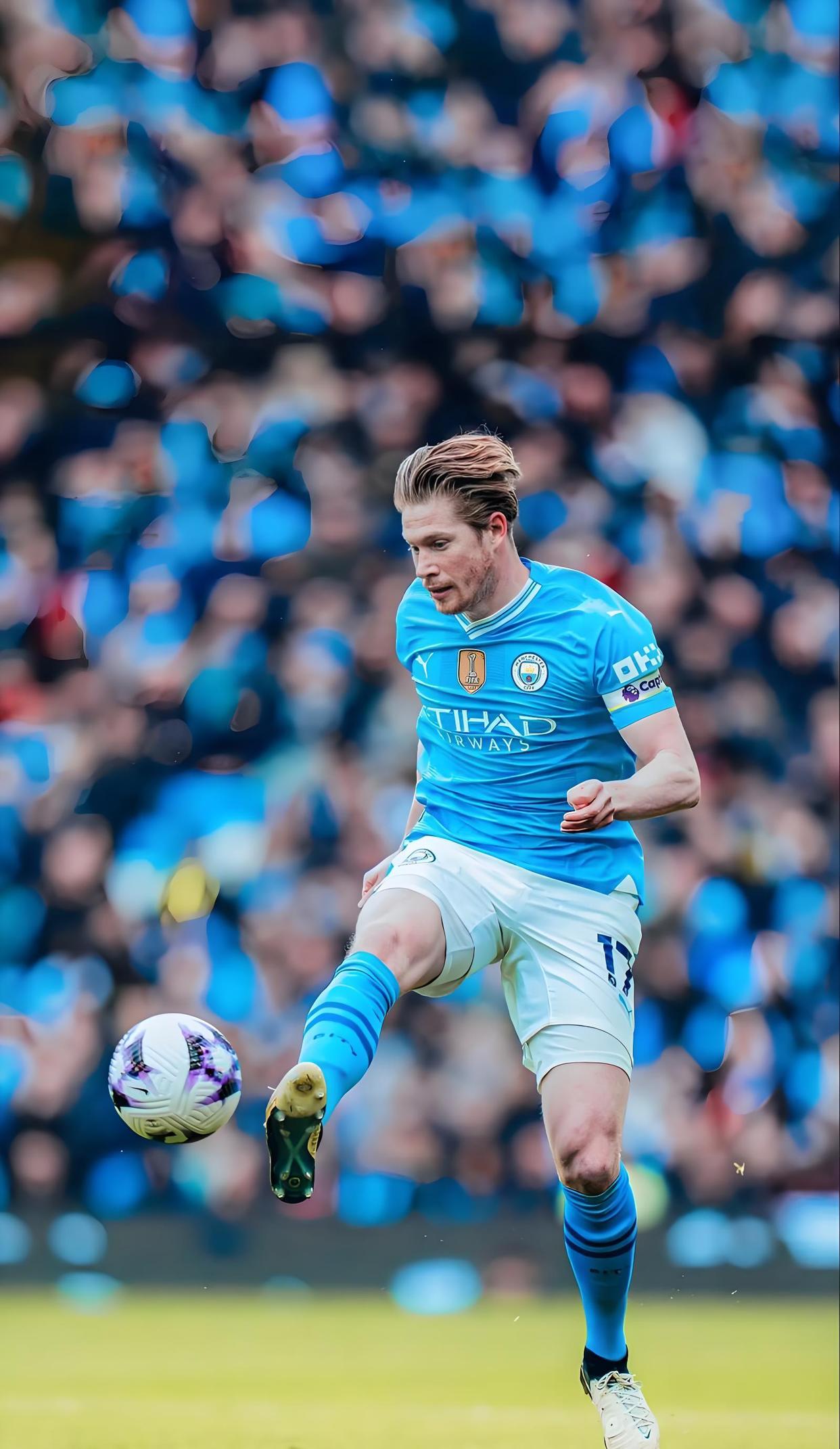 埃尔切主帅：有点同情阿隆索，对执教首年的他太苛刻这不公平（埃尔切主帅力挺阿隆索：执教首年遭过度苛责，实属不公）